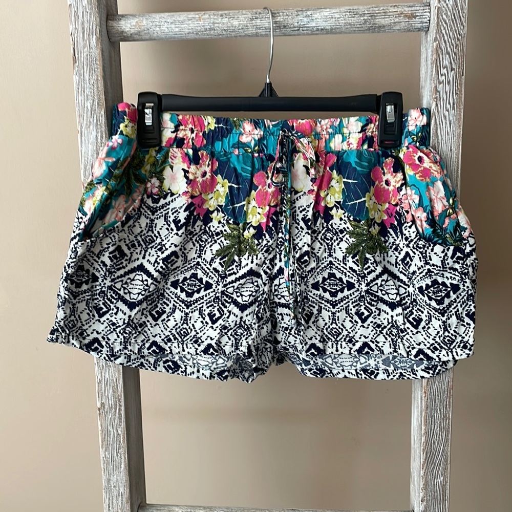 BeBop Floral Leisure Short